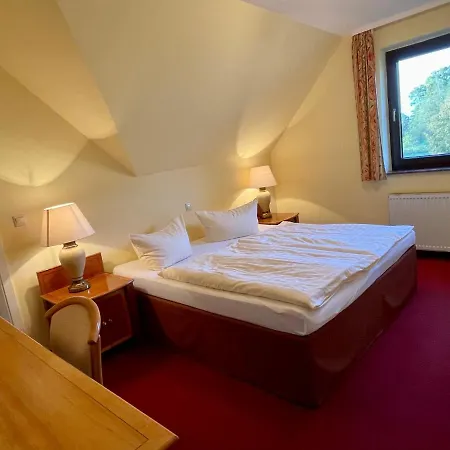 Landhotel Hotel 3*