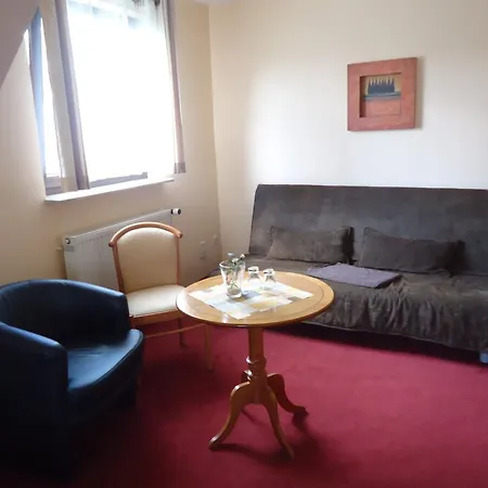 Landhotel Hotel 3*