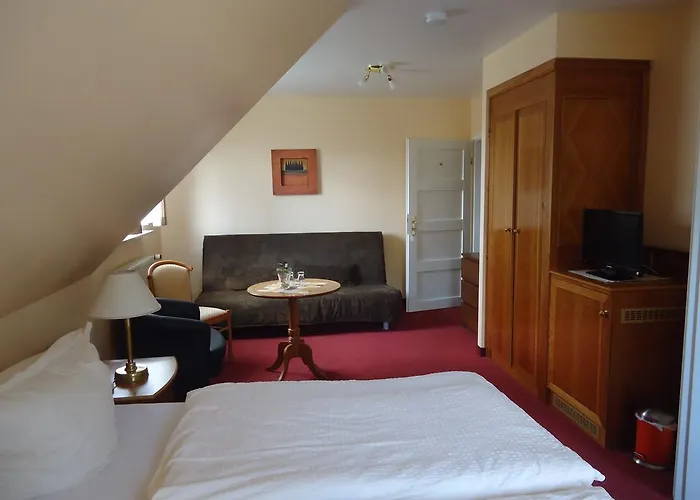 Hotel Landhotel 3*
